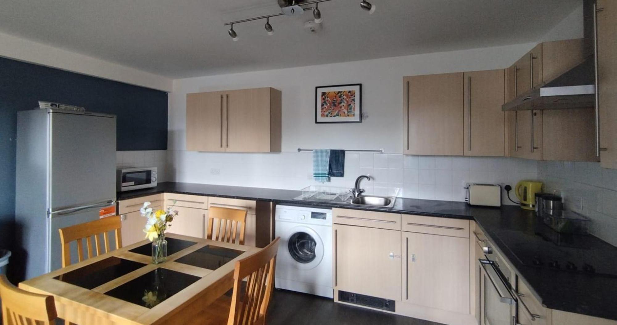 Business & Leisure City Centre 2 Bed En-Suite Apartment With Free Parking And Netflix Coventry Exterior photo