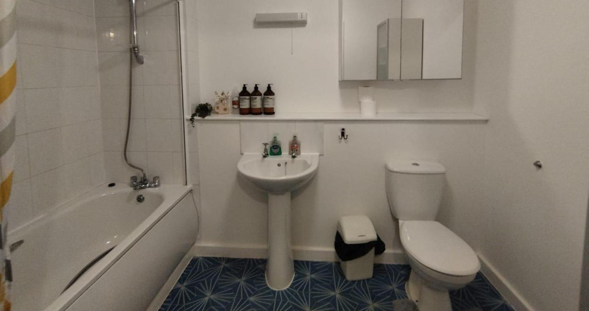 Business & Leisure City Centre 2 Bed En-Suite Apartment With Free Parking And Netflix Coventry Exterior photo